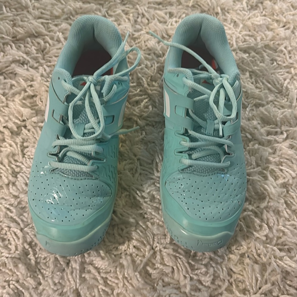 Babolat tennis shoes